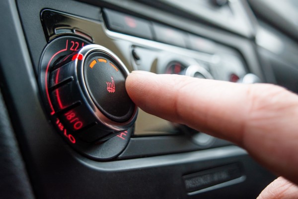 How Does The Air Conditioning and Heating Systems In A Car Work